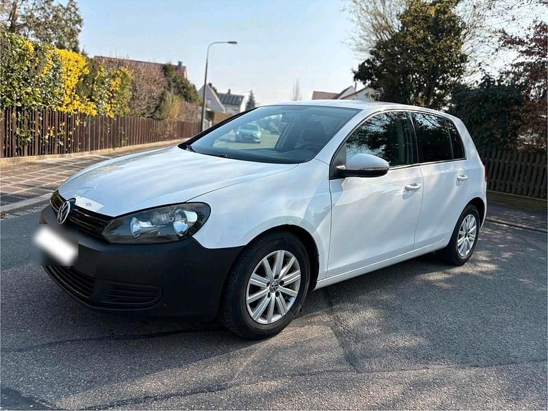 Gebraucht VW Golf VI 2009 Weiß Kleinwagen