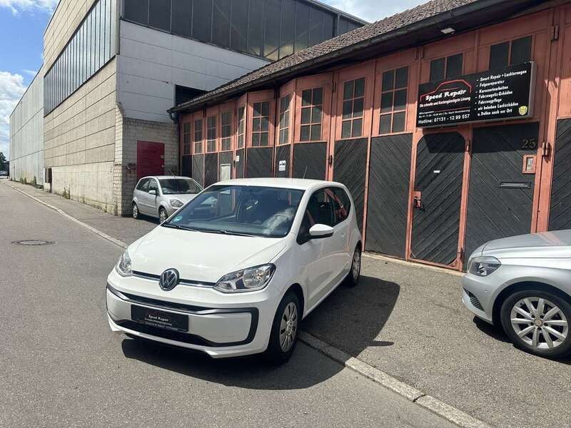 Weiß Gebraucht 2017 VW up! move up! Kleinwagen | 4.650 € (Fairer Preis) - Bild 1/4