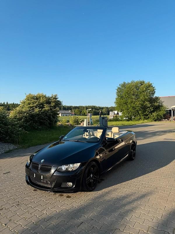 Schwarz Gebraucht 2009 BMW 335 Cabriolet Cabrio | 10.999 € (Superpreis) - Bild 1/4