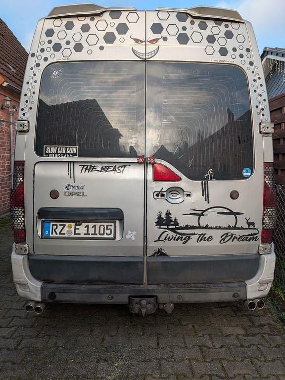 Gebraucht Opel Movano 144 PS (105 kW) 2011 Silber Van / Kleinbus