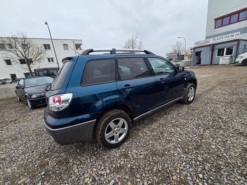 Gebraucht Mitsubishi Outlander Motion 160 PS (117 kW) 2004 Blau SUV