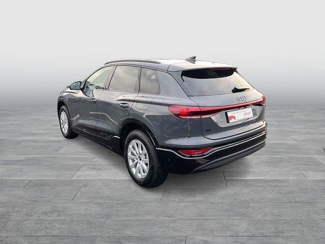 Gebraucht Audi Q6 e-tron Ambiente 185 kW (252 PS) 2025 Grau SUV