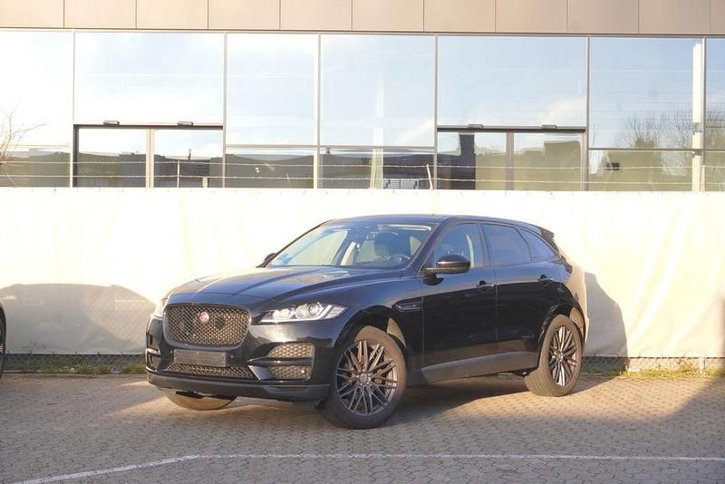 Gebraucht Jaguar F-Pace 179 PS (131 kW) 2018 Schwarz SUV