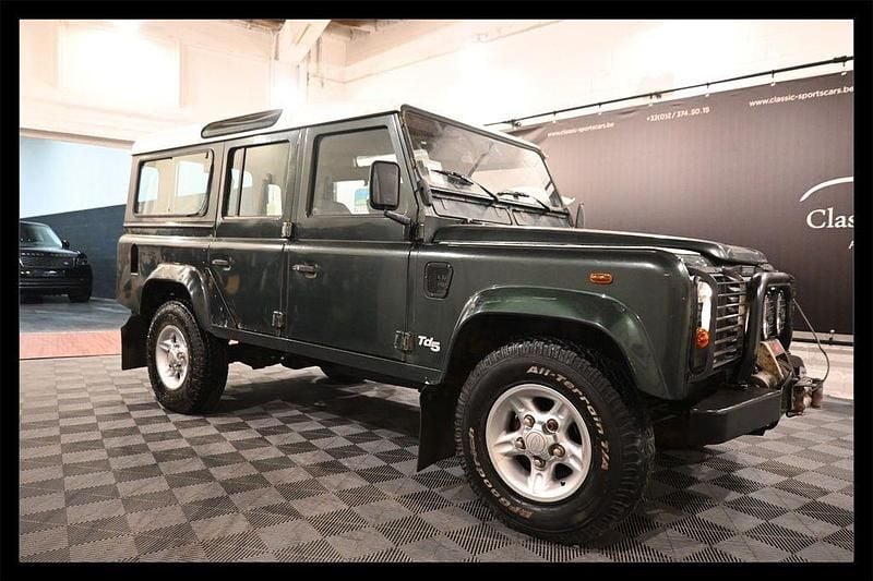 Grün Gebraucht 1999 Land Rover Defender SUV | 18.950 € (Superpreis) - Bild 1/4