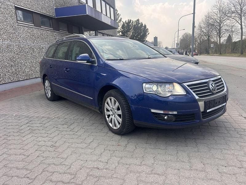 Gebraucht VW Passat Highline 200 PS (147 kW) 2009 Blau Kombi