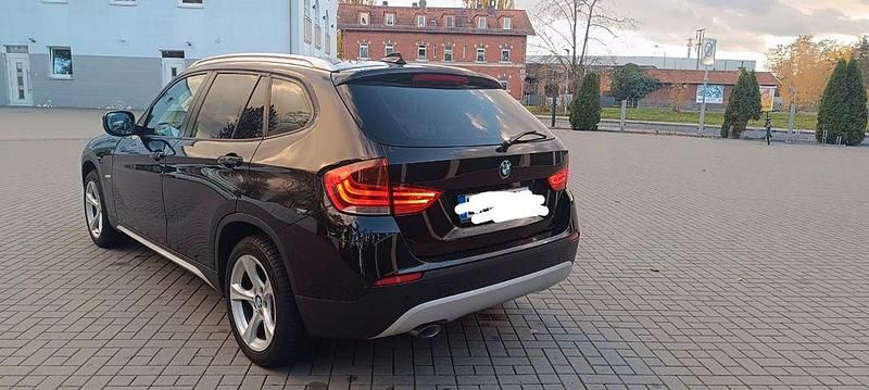 Gebraucht BMW X1 Sport Line 143 PS (105 kW) 2010 Schwarz SUV