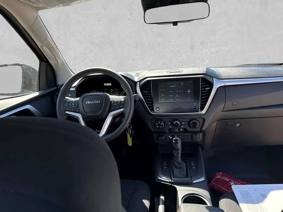 Gebraucht Isuzu D-Max 163 PS (119 kW) 2025 Isla gray Pickup