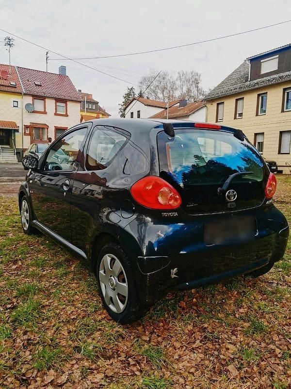 Brugt Toyota Aygo 69 HK (50 kW) 2007 Sølv Hatchback