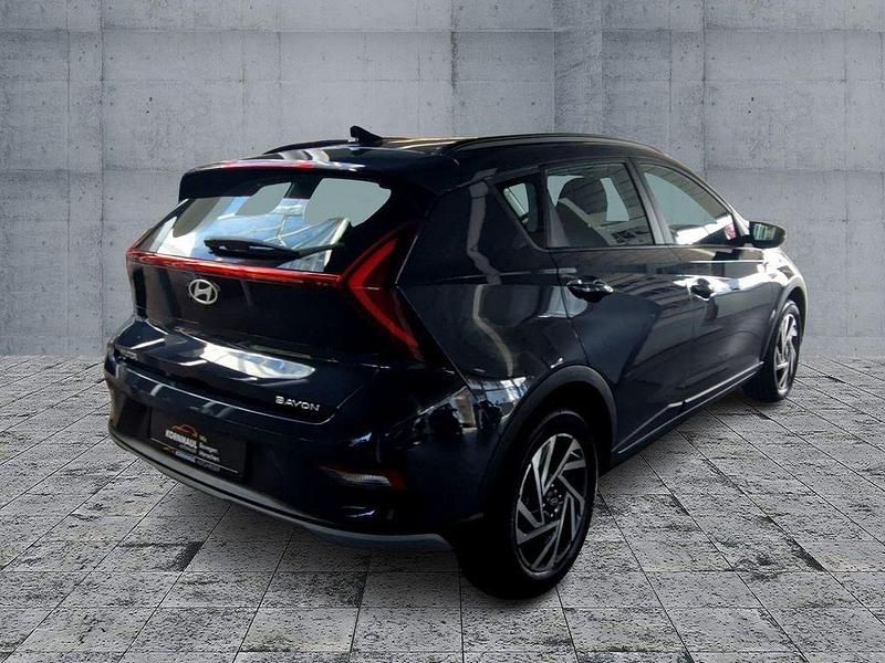 Neu Hyundai Bayon Trend 90 PS (66 kW) 2026 Grau SUV