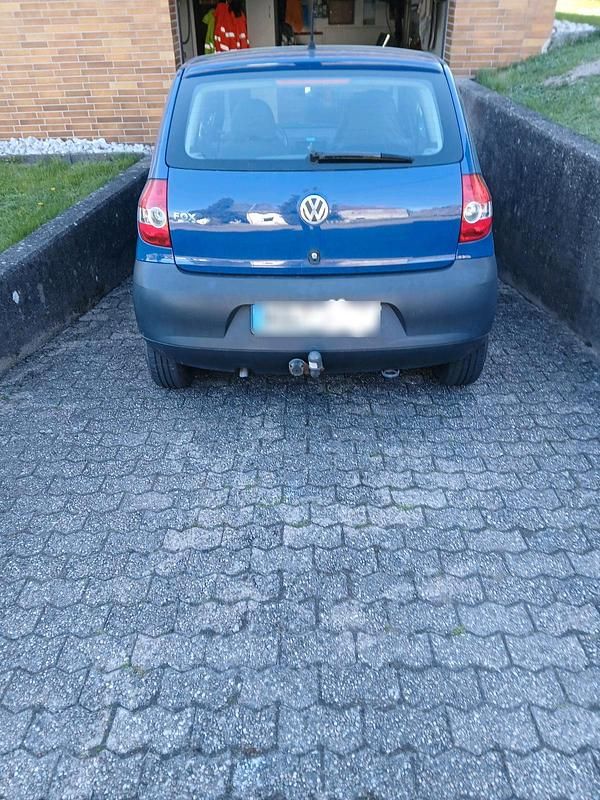 Usata VW Fox 54 CV (39 kW) 2009 Blu Utilitaria
