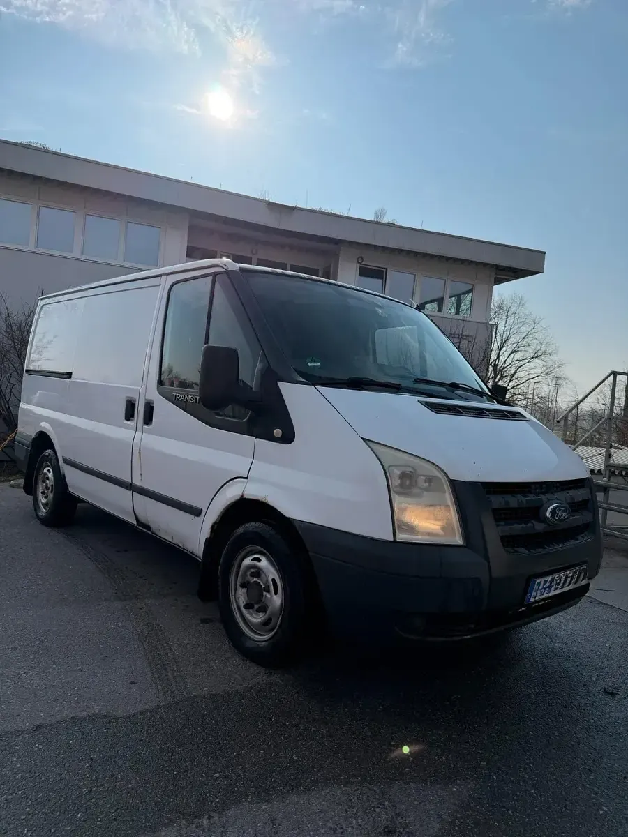Occasion Ford Transit 86 ch (63 kW) 2009 Blanc Monospace