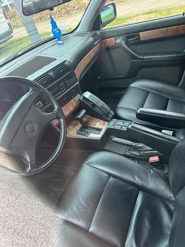 Second-hand BMW 740 286 CP (210 kW) 1992 Albastru Berlinǎ