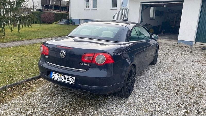 Gebraucht VW Eos 150 PS (110 kW) 2006 Blau Cabrio