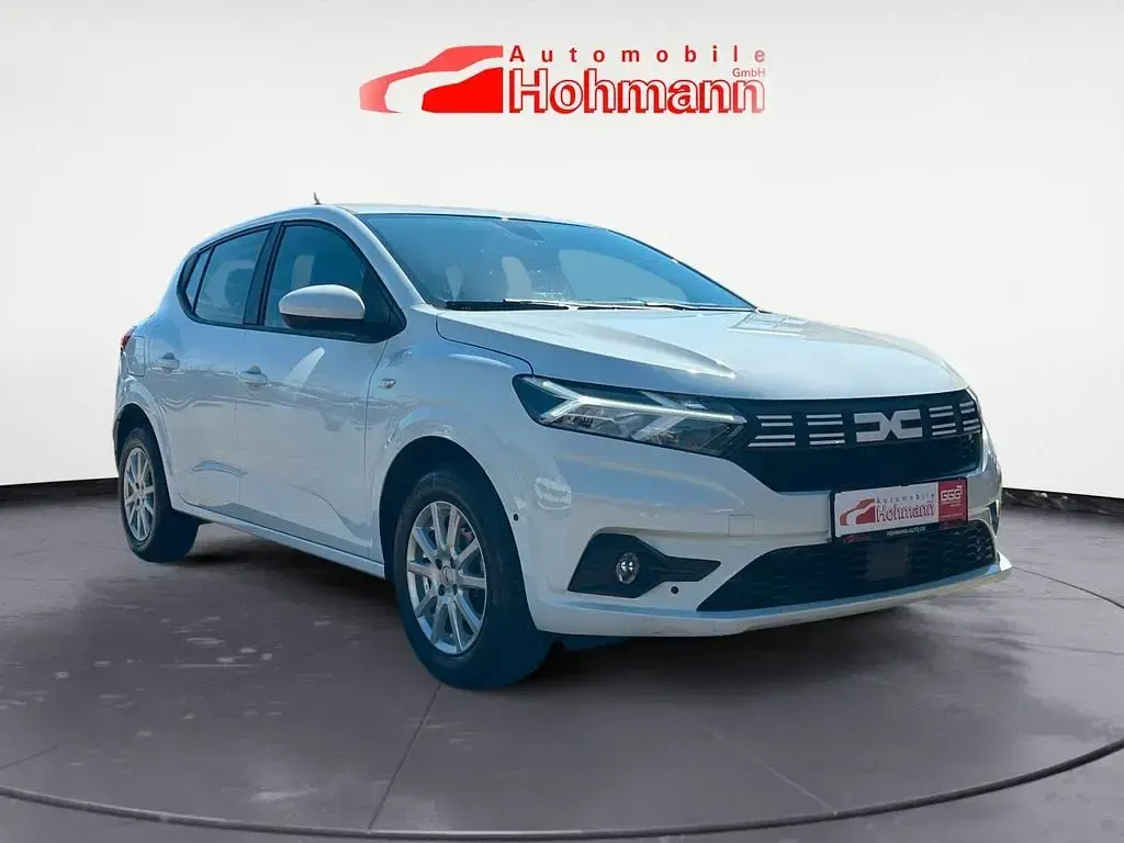 Gebraucht Dacia Sandero 91 PS (66 kW) 2023 Weiß Limousine