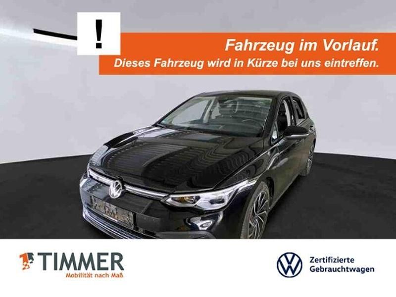 Deep black perleffekt Gebraucht 2022 VW Golf Active Limousine | 22.440 € (Fairer Preis) - Bild 1/4