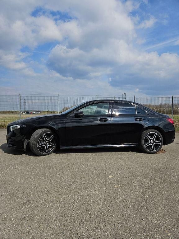 Gebraucht Mercedes A220 190 PS (139 kW) 2019 Schwarz Limousine