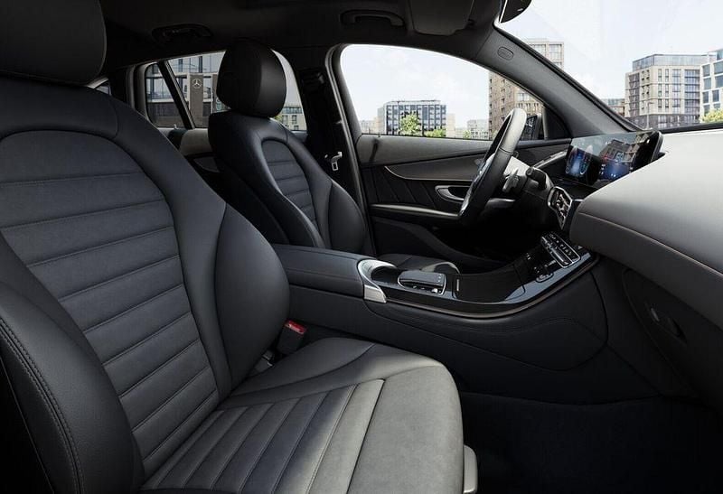 Gebraucht Mercedes EQC400 AMG 300 kW (408 PS) 2022 Schwarz unilack schwarz SUV