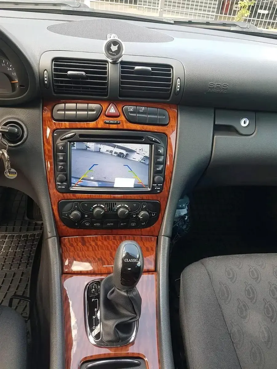 Gebraucht Mercedes C180 145 PS (106 kW) 2003 Blau Limousine