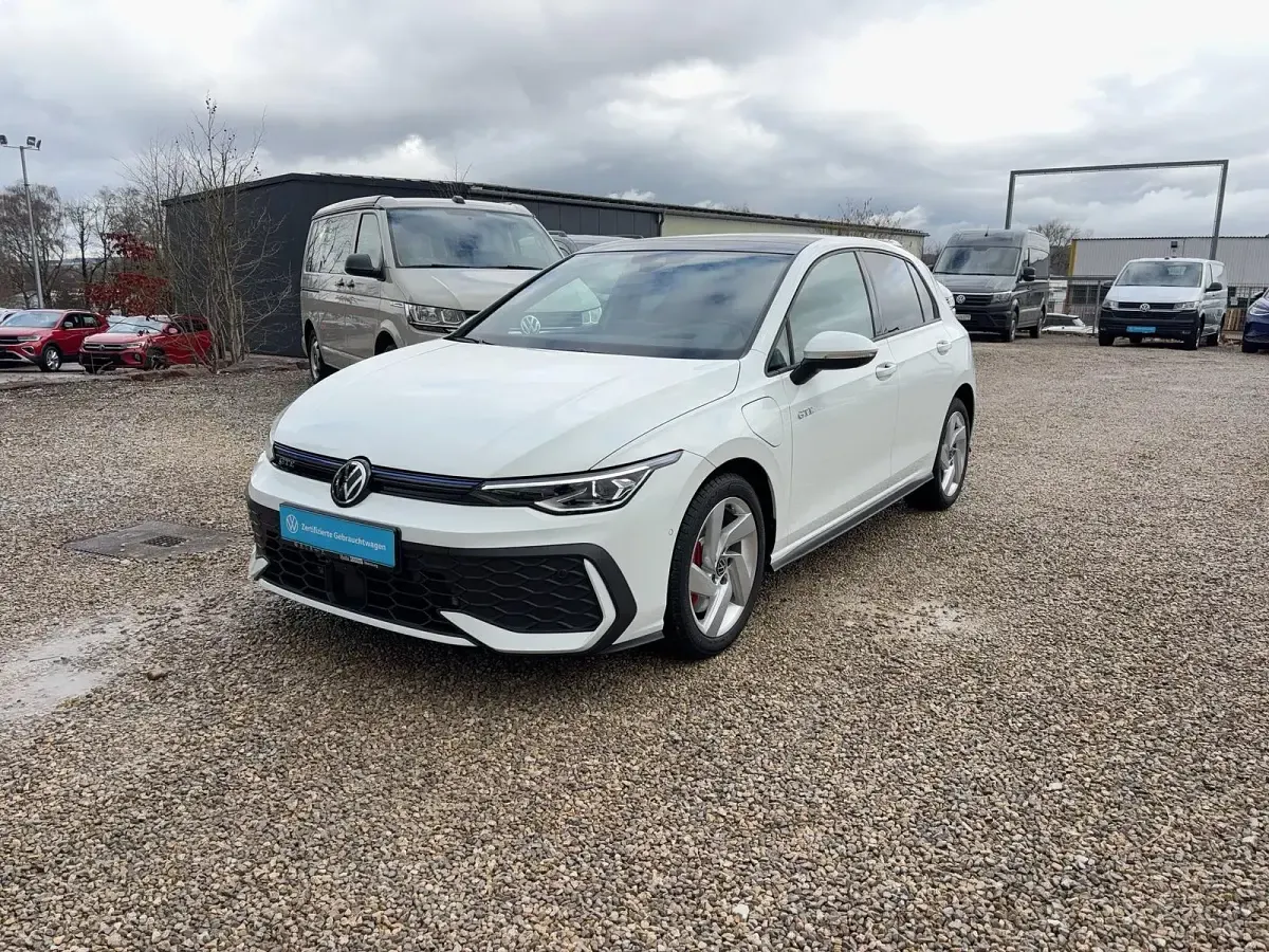 Używany VW e-Golf GTE 2025 Biały Hatchback