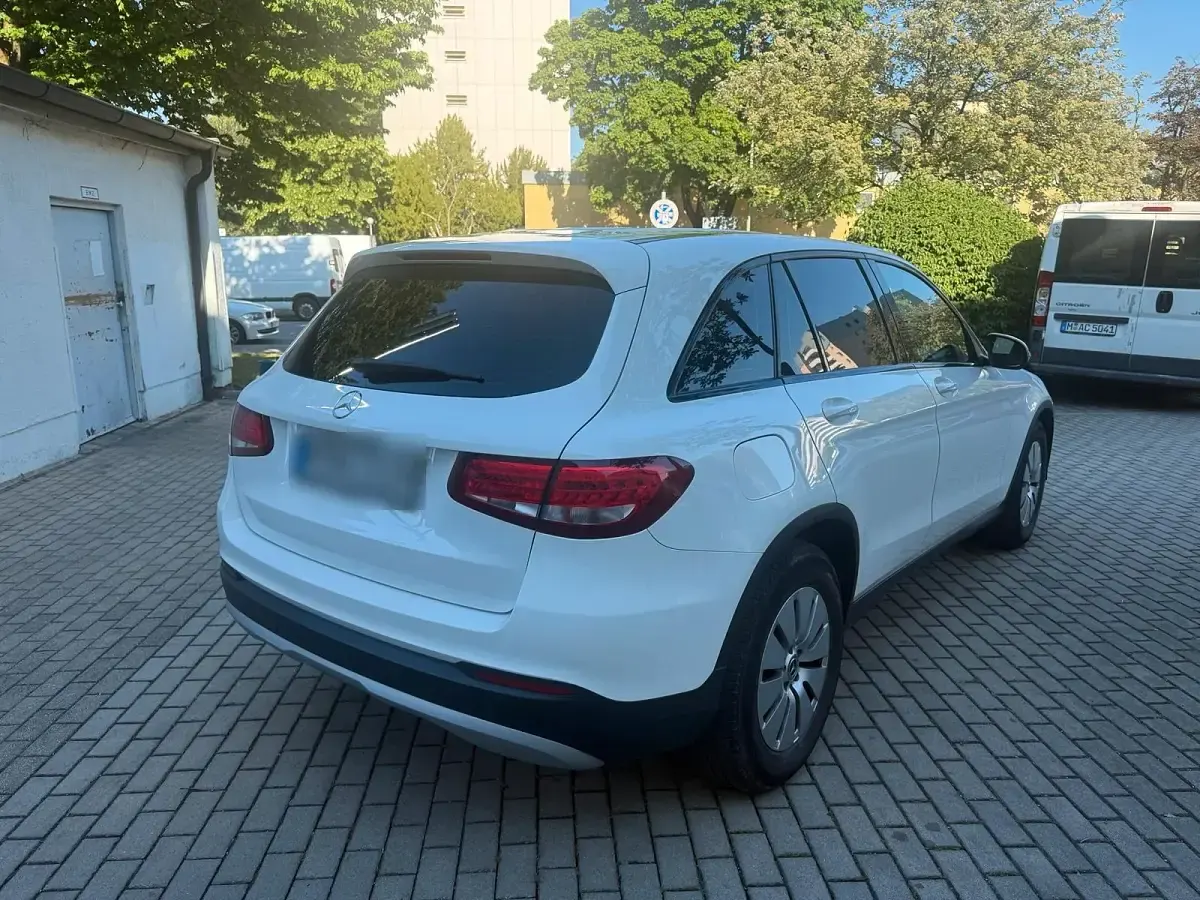 Gebraucht Mercedes GLC220 170 PS (125 kW) 2019 Weiß SUV