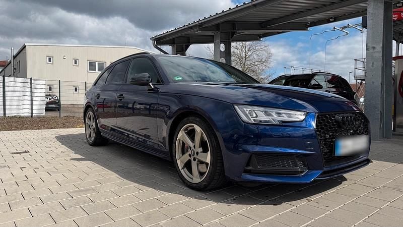Gebraucht Audi S4 354 PS (260 kW) 2018 Blau Kombi