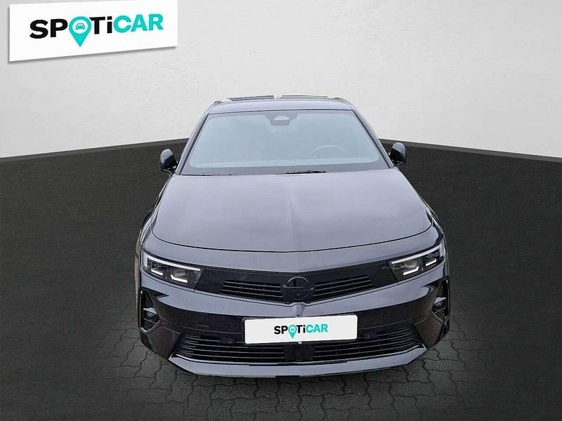 Gebraucht Opel Astra 131 PS (96 kW) 2024 Schwarz Limousine