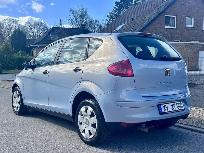 Gebraucht Seat Altea Reference 102 PS (75 kW) 2005 Blau Van / Kleinbus
