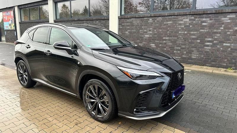 Schwarz Gebraucht 2022 Lexus NX450h+ Sport Line SUV | 48.500 € (Fairer Preis) - Bild 1/4