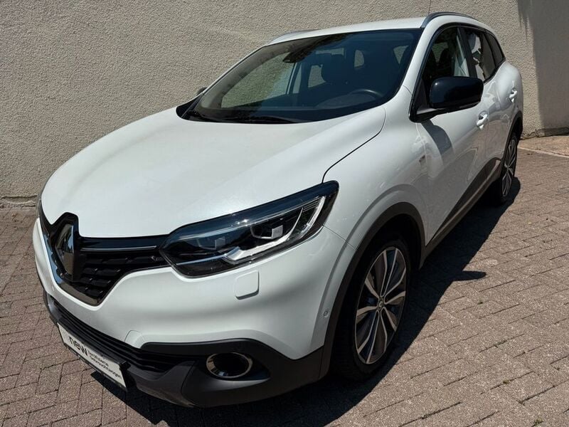 Weiß Gebraucht 2016 Renault Kadjar Bose Edition SUV | 14.880 € (Fairer Preis) - Bild 1/2