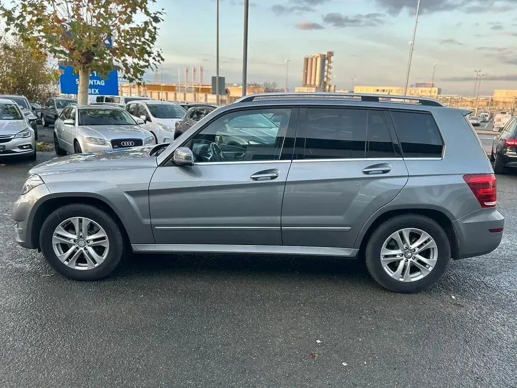 Gebraucht Mercedes GLK200 143 PS (105 kW) 2013 Palladiumsilber  metalliclack (metallic) SUV