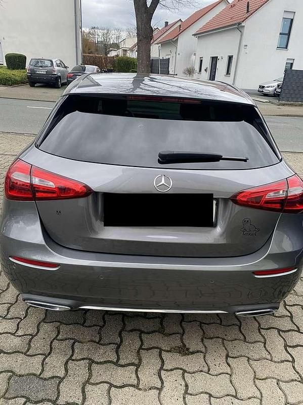 Gebraucht Mercedes A200 AMG Edition 1 163 PS (119 kW) 2018 Silber Limousine