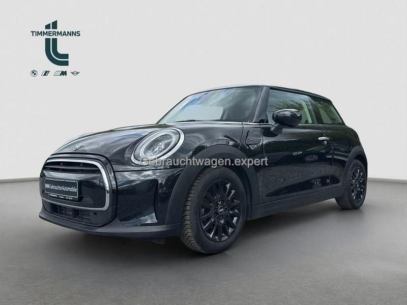 midnight black (metallic) Gebraucht 2024 Mini Cooper Kleinwagen | 27.280 € (Fairer Preis) - Bild 1/4