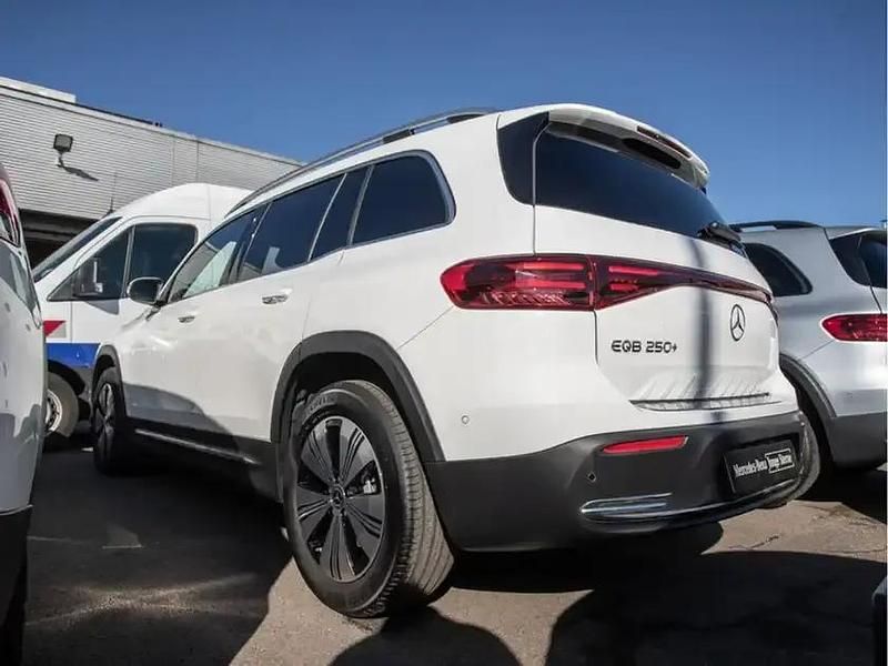 Gebraucht Mercedes EQB250+ Progressive 139 kW (190 PS) 2025 Weiss polarweiß SUV