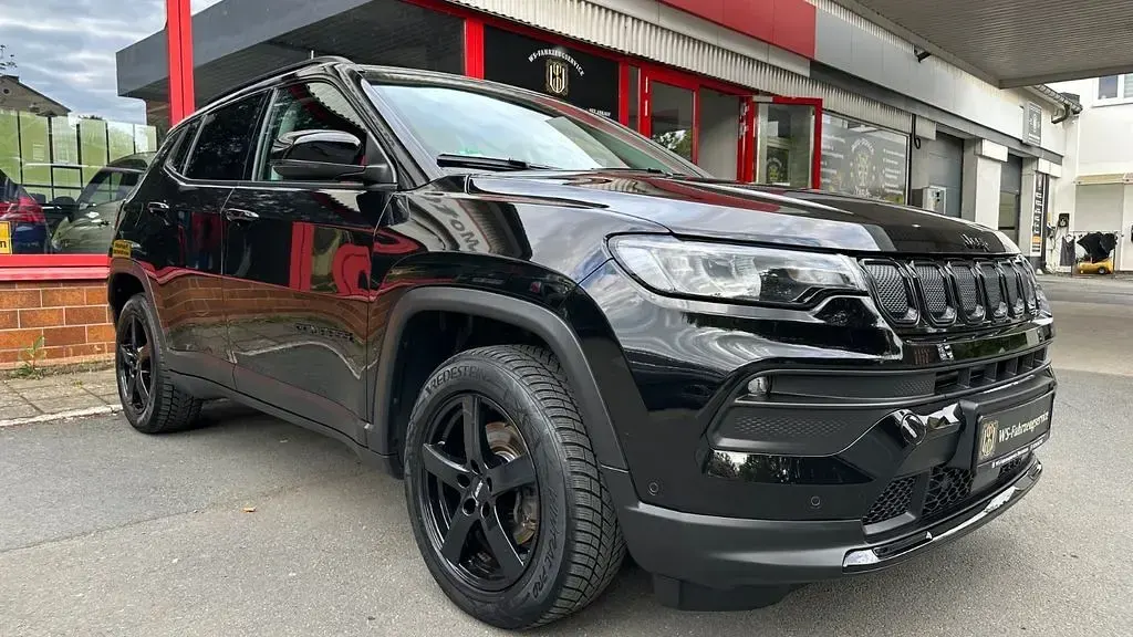 Occasion Jeep Compass Longitude 131 ch (96 kW) 2022 Noir SUV