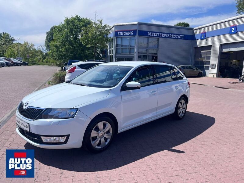 Weiß Gebraucht 2016 Skoda Rapid Joy Limousine | 9.949 € (Fairer Preis) - Bild 1/4