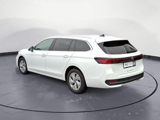 Gebraucht VW Passat Business 150 PS (110 kW) 2025 Weiß Kombi