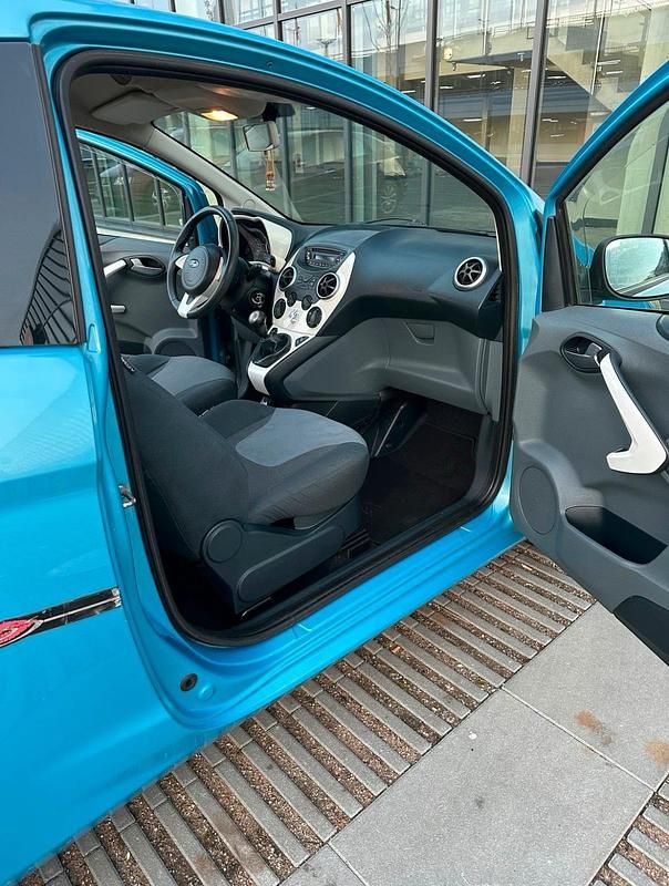 Gebraucht Ford Ka Trend 75 PS (55 kW) 2009 Blau Kleinwagen