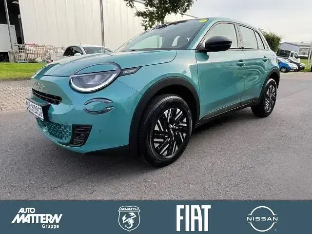 Gebraucht Fiat 600 110 PS (80 kW) 2025 SUV