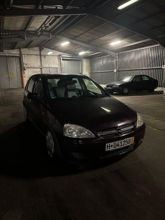 Gebraucht Opel Corsa Edition 80 PS (58 kW) 2006 Violet Kleinwagen