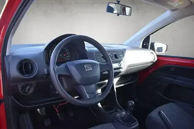 Used Seat Mii Reference 60 HP (44 kW) 2016 Red Hatchback