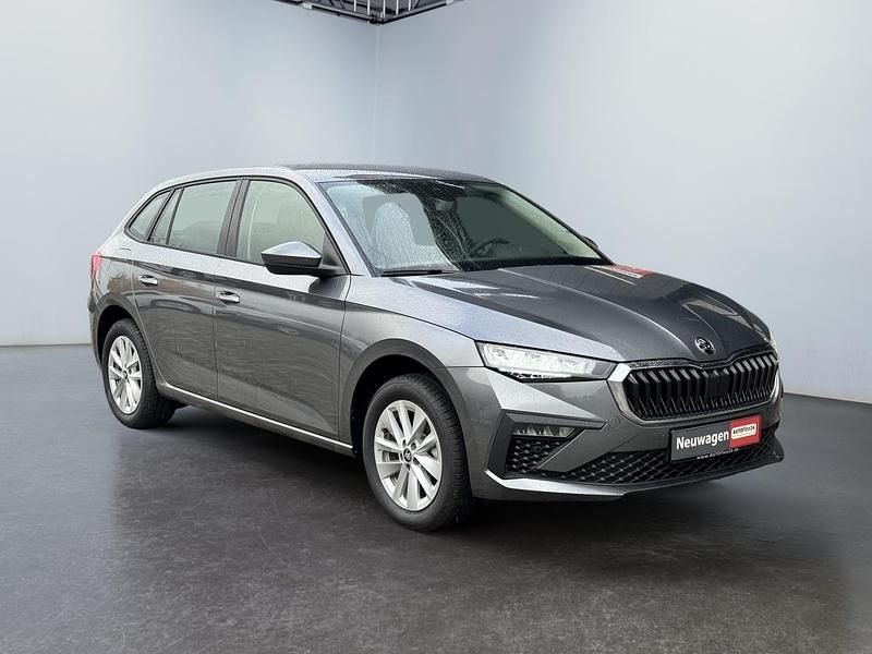 Graphite grau metallic Neu 2025 Skoda Scala Selection Kleinwagen | 25.290 € (Fairer Preis) - Bild 1/4