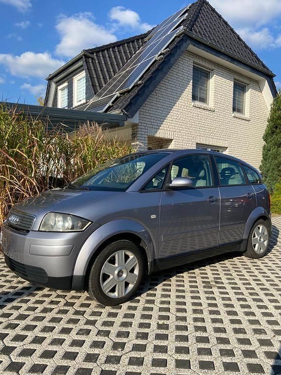 Silber Gebraucht 2004 Audi A2 Comfort Kleinwagen | 5.900 € (Teuer) - Bild 1/4