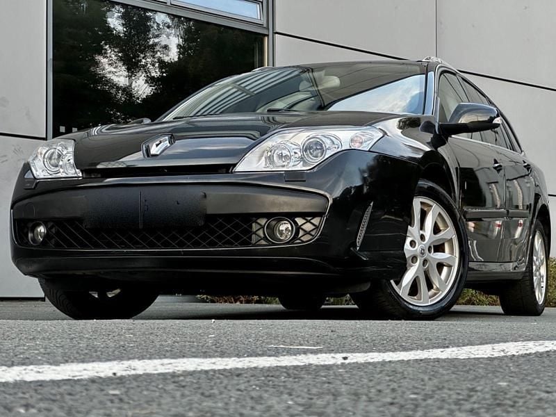 Schwarz Gebraucht 2010 Renault Laguna III Dynamique Kombi | 2.992 € (Guter Preis) - Bild 1/4