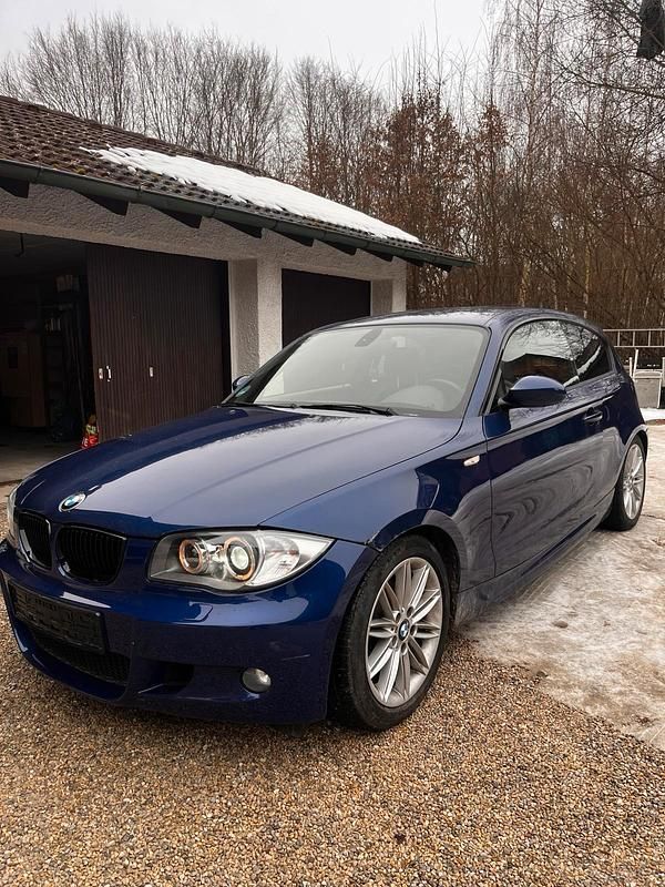 Gebraucht BMW 118 143 PS (105 kW) 2009 Blau Kleinwagen