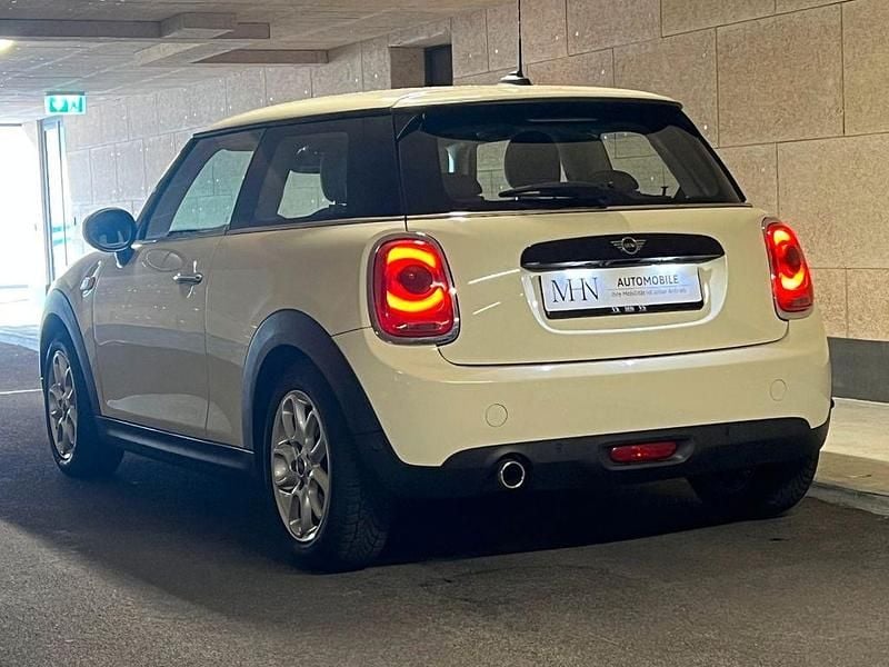 Second-hand Mini Cooper D 116 CP (85 kW) 2018 Alb Hatchback