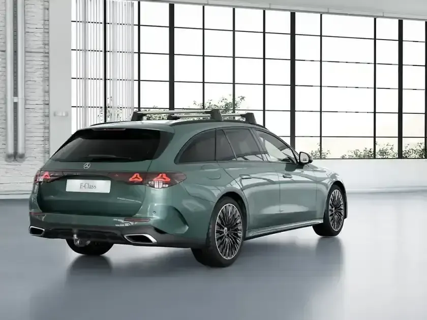 Usata Mercedes E450 AMG 367 CV (269 kW) 2025 Verde Station wagon