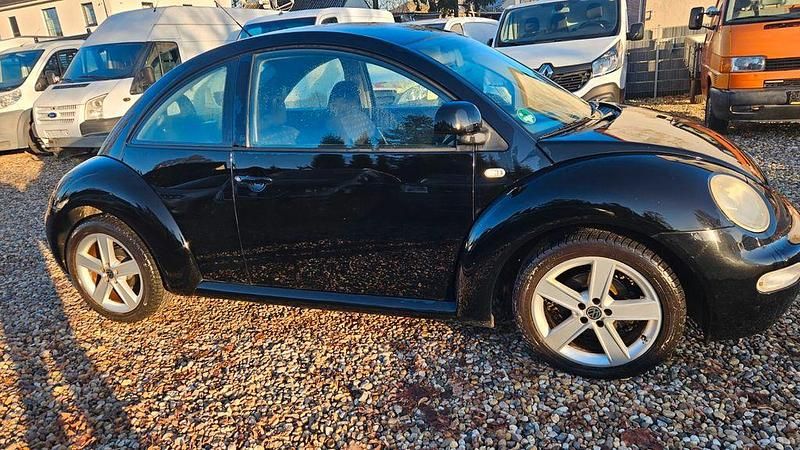 Gebraucht VW New Beetle 116 PS (85 kW) 1999 Schwarz Kleinwagen