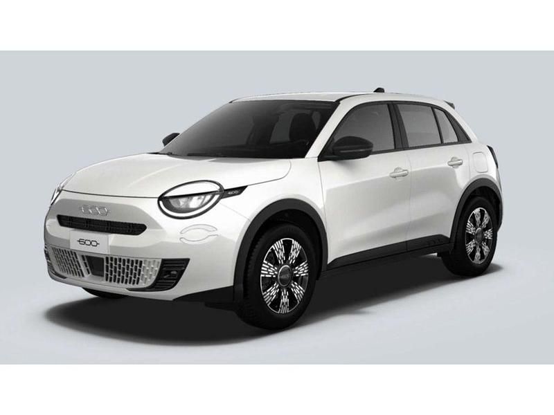 Gebraucht Fiat 600 Pop 145 PS (106 kW) 2025 Weiss SUV
