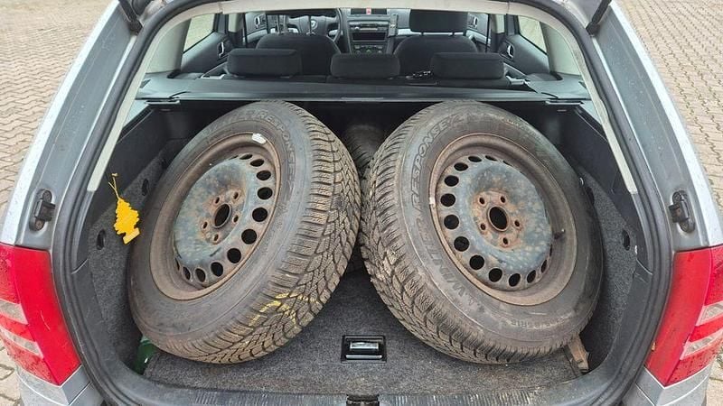 Gebraucht Skoda Octavia Ambiente 150 PS (110 kW) 2008 Silber Kombi