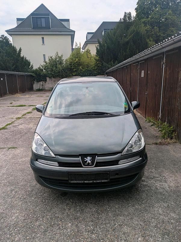 Gebraucht Peugeot 807 Family 104 PS (76 kW) 2005 Andere farben Van / Kleinbus